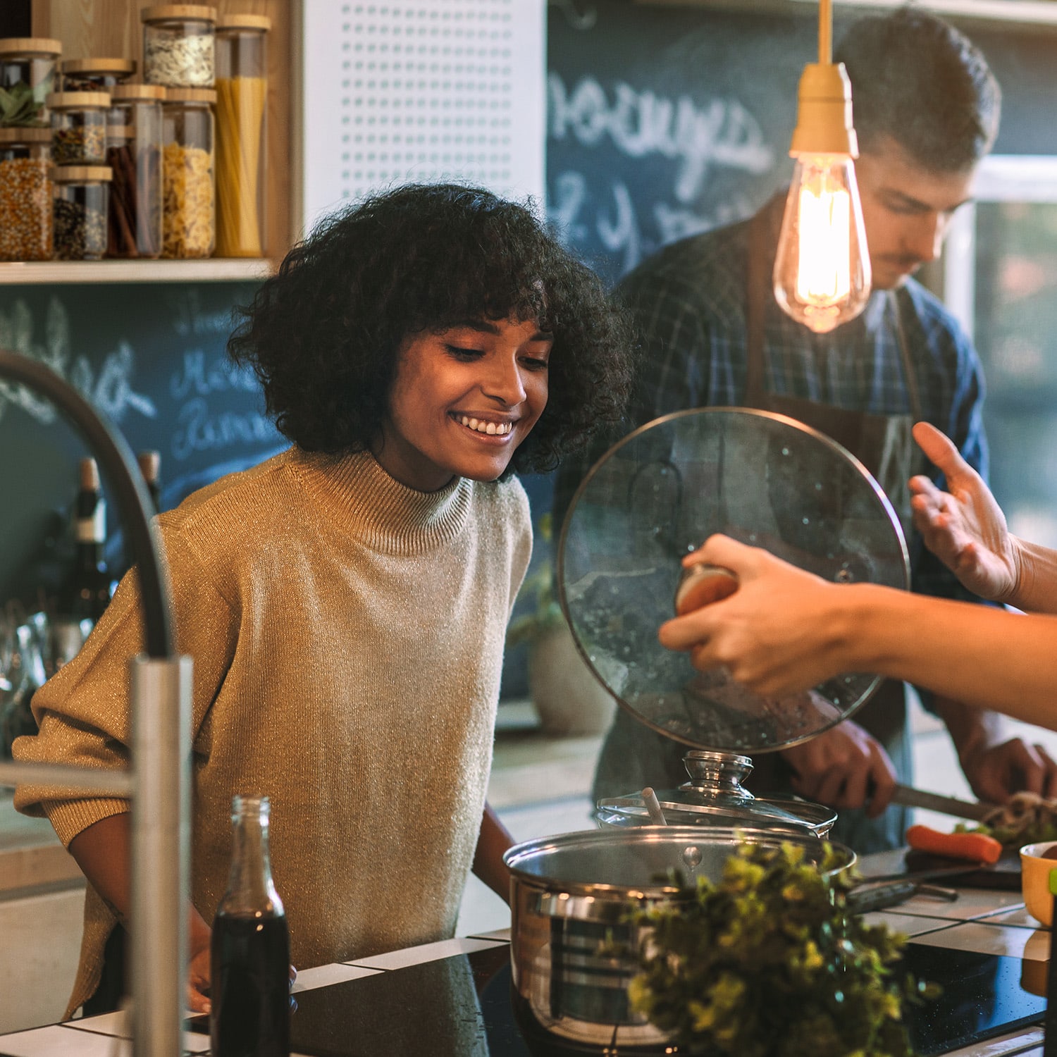 Klarstein Skladovacia nádoba, s bambusovým uzáverom, 1000 ml, stohovateľná, vzduchotesná – Obrázok 2