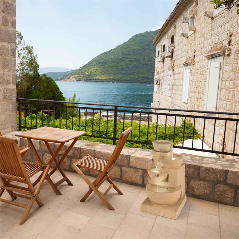 Blumfeldt Korinth, záhradná fontána, solárny panel, 3 W, LED, pieskovcová optika – Obrázok 2