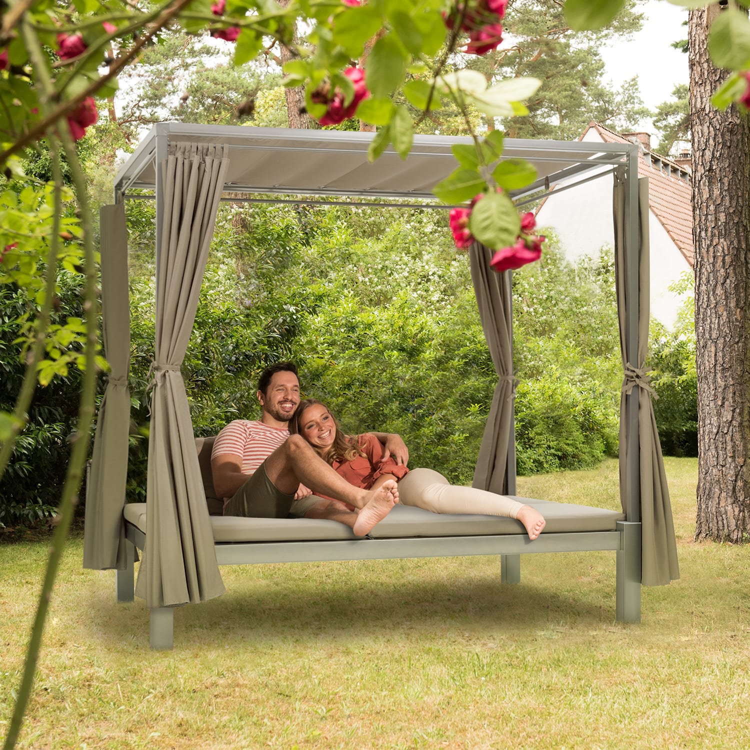 Blumfeldt Eremitage Double Sunbed, lehátko, pre 2 osoby, oceľový rám, slnečná strieška, závesy, taupe – Obrázok 2