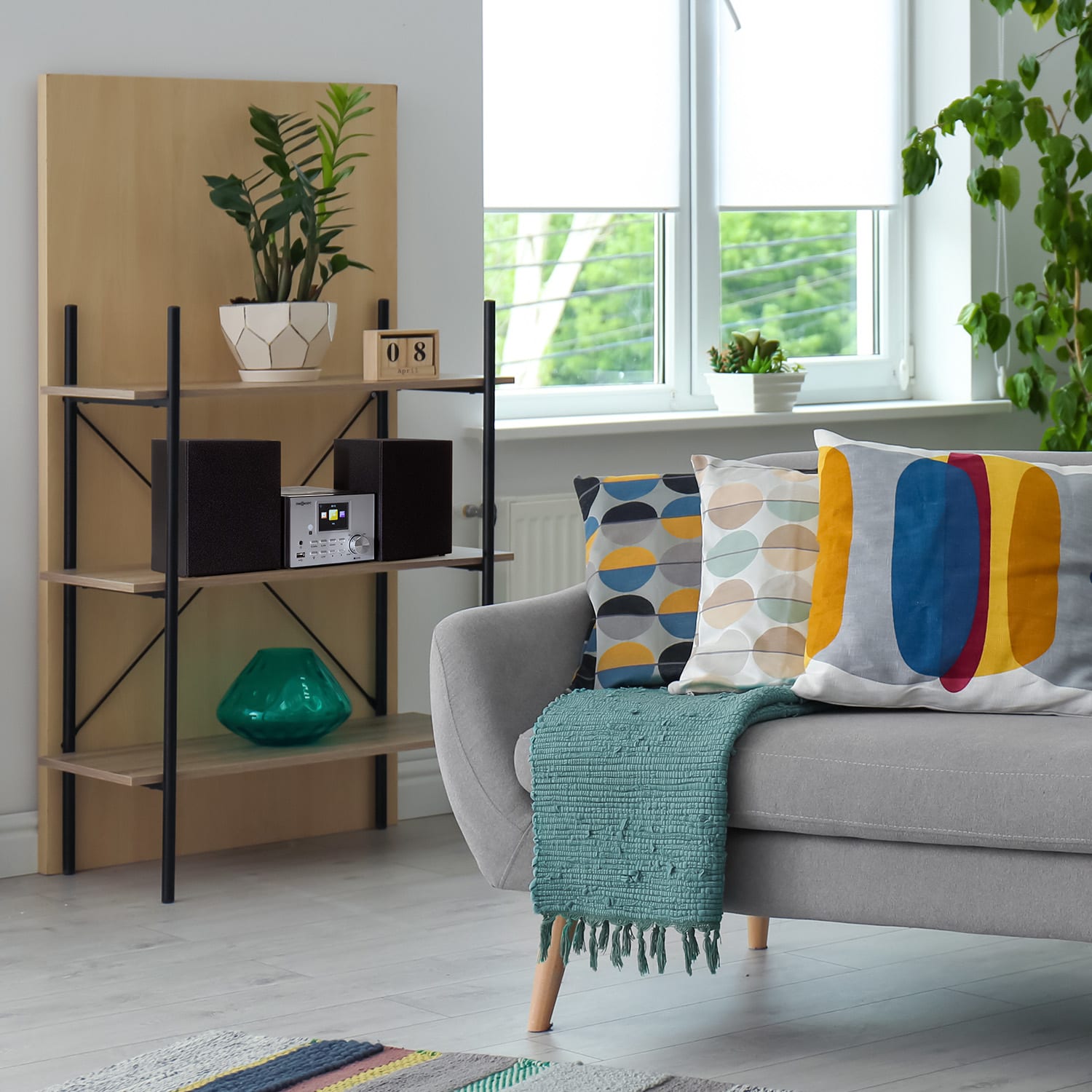 OneConcept Streamo, stereo systém s internetovým rádiom, WLAN, DAB+, FM, CD prehrávač, BT, strieborný – Obrázok 2